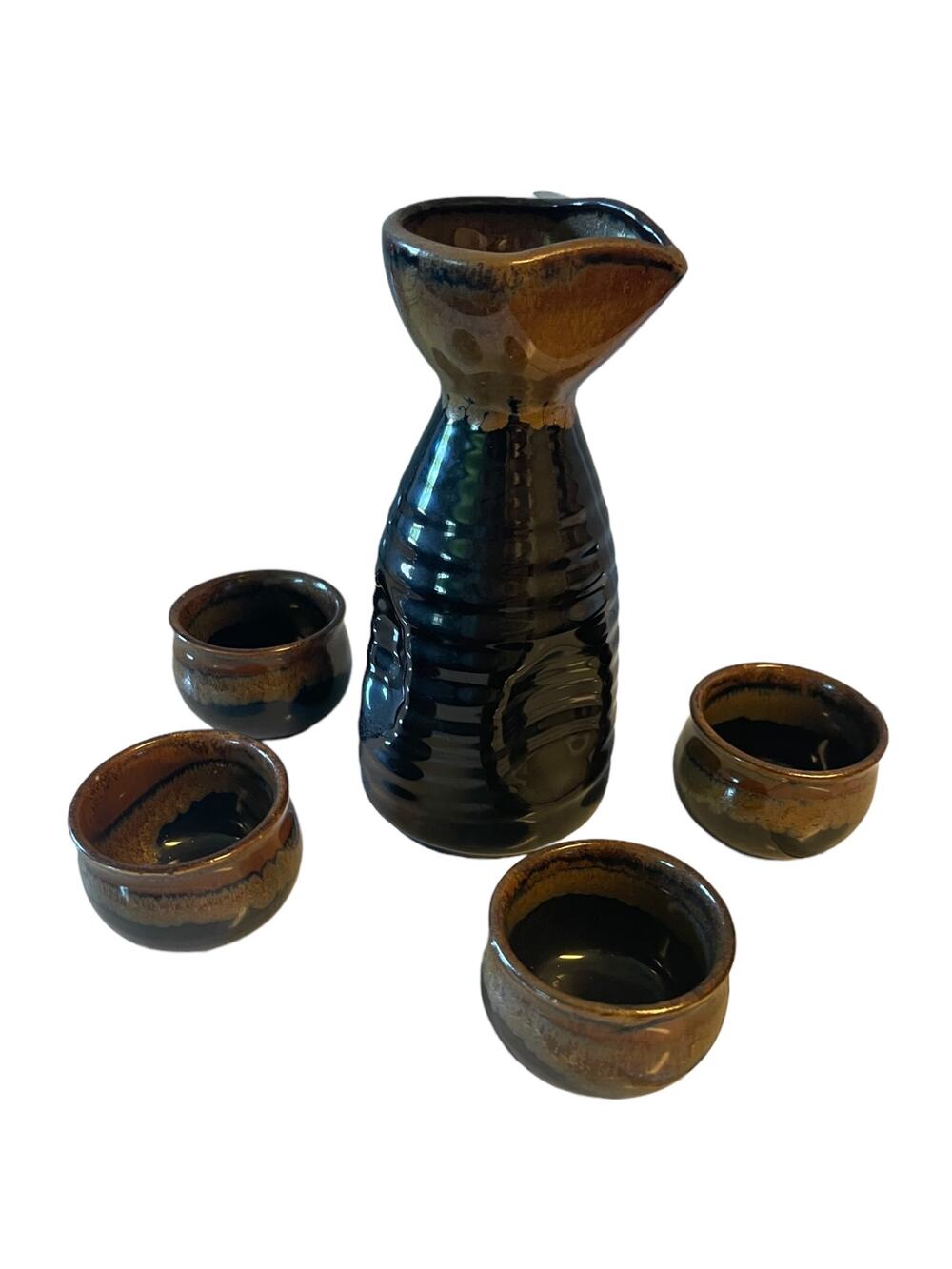 Sake Ceramic 2 Tone Decanter With 4 Cups Drinking Set